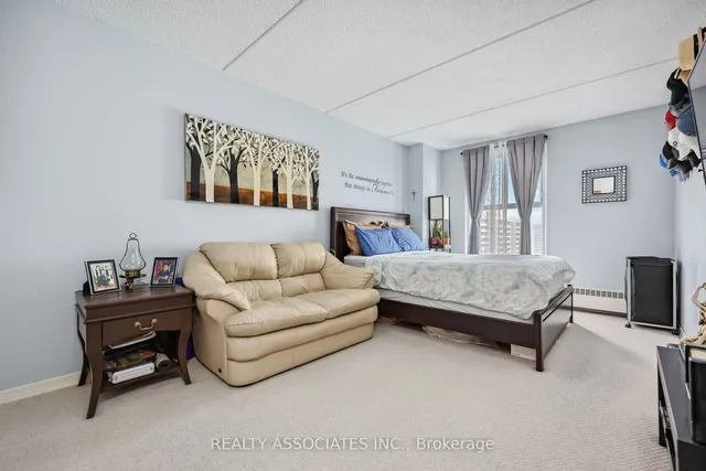 Additional image 17 of 2 Glamorgan Ave Unit 1014