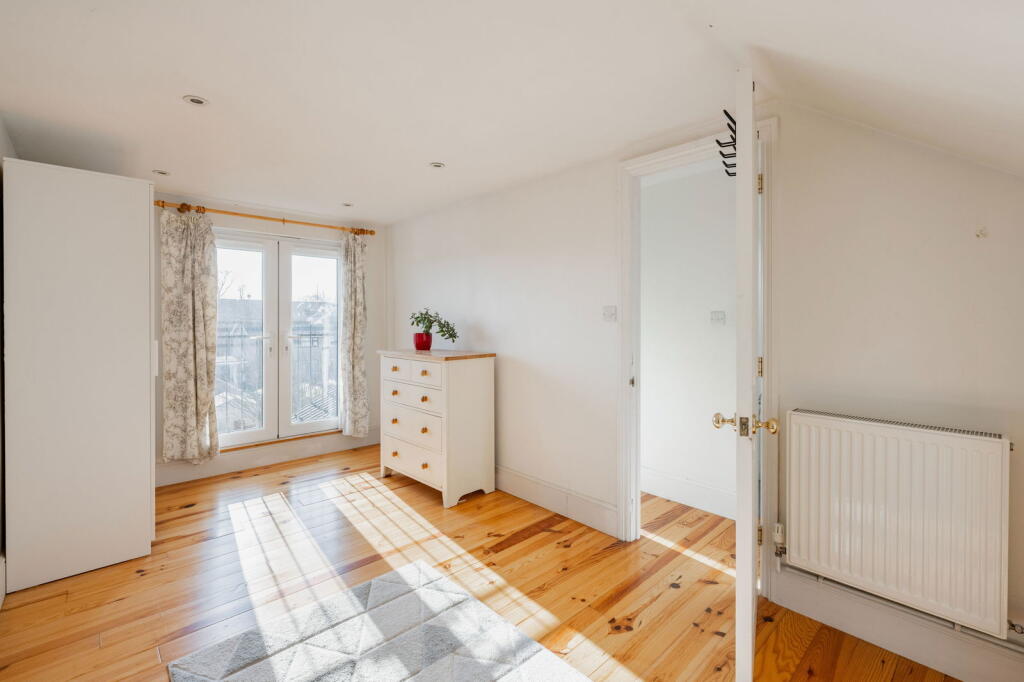 Additional image 17 of St. Philips Road, Newmarket, CB8