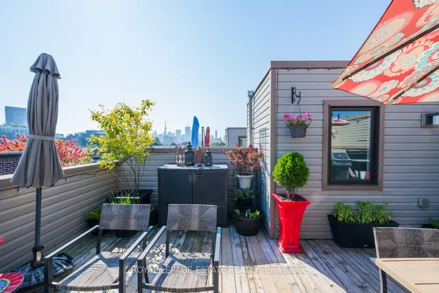 Additional image 38 of 150 Broadview Ave Unit 21