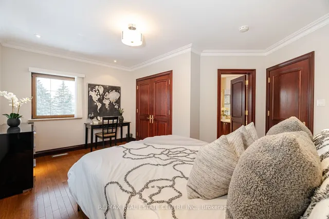 Additional image 29 of 2 Edgeforest Dr