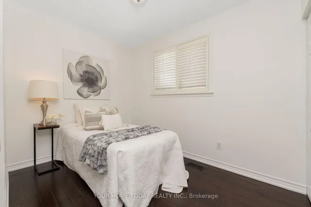 Additional image 20 of 12 Bedford Cres