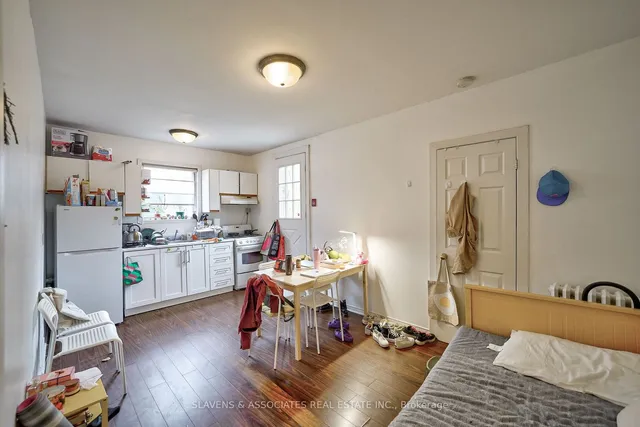 Additional image 16 of 557 Markham St