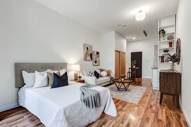 Additional image 12 of 1005 King St Unit 141