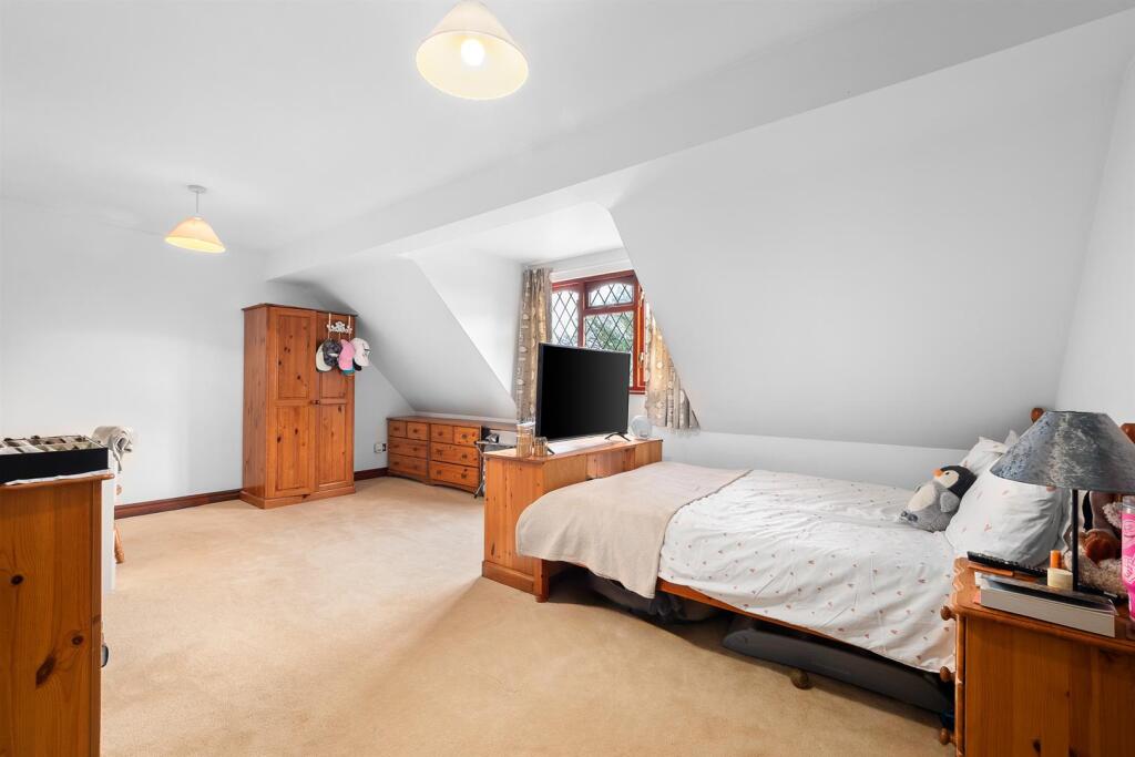 Additional image 39 of Exhall Road, Wixford