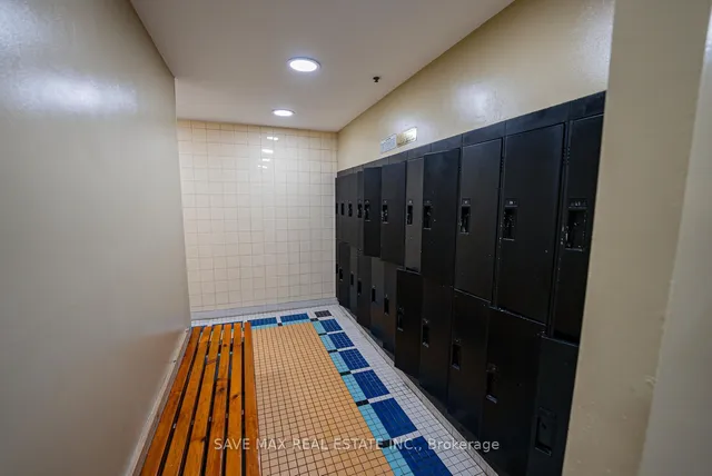 Additional image 34 of 8 Lee Centre Dr Unit 816