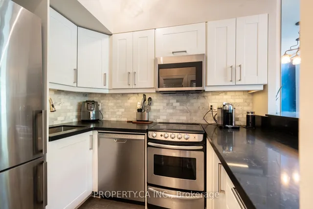 Additional image 10 of 2261 Lake Shore Blvd Unit 104