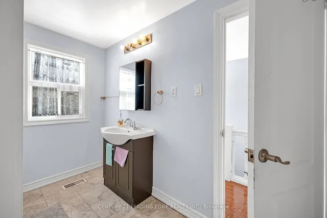 Additional image 19 of 71 Treverton Dr