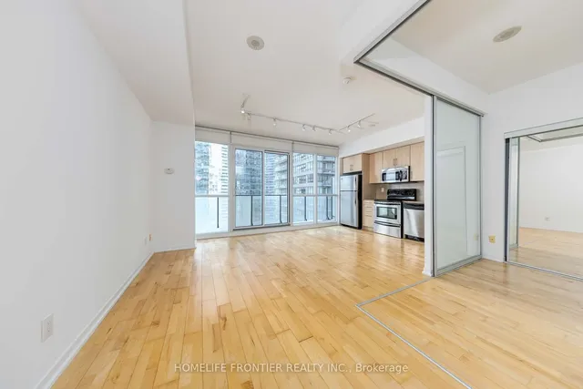 Additional image 6 of 65 Bremner Blvd Unit 2111