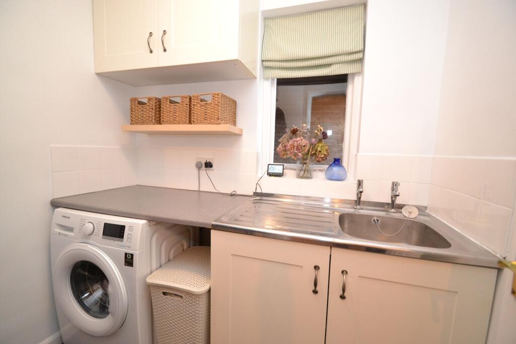 Additional image 5 of Evesham Grove, Idle,