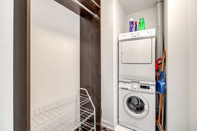 Additional image 19 of 90 Park Lawn Rd Unit 2815