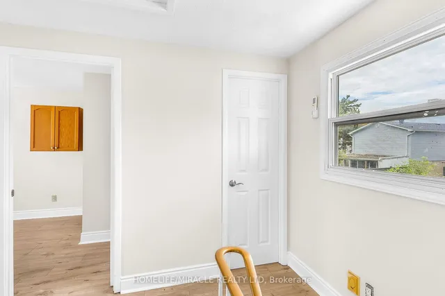 Additional image 22 of 14 Greenbush Crt