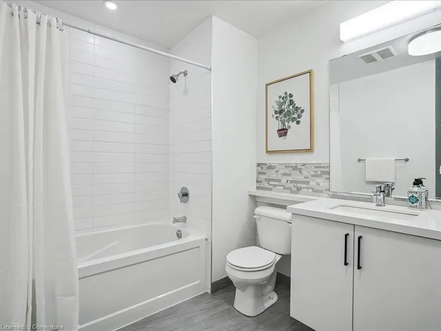 Additional image 28 of 479 Charlton Ave Unit 204