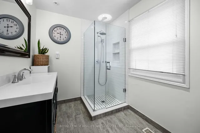 Additional image 22 of 3125 Pinemeadow Dr Unit #9