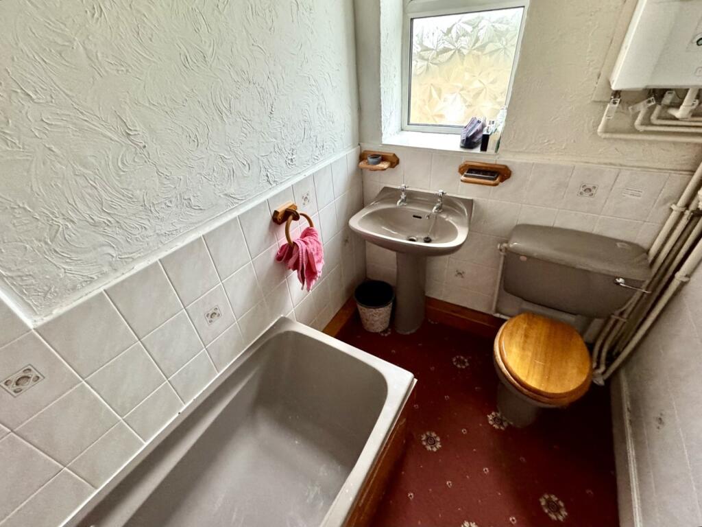 Additional image 9 of Thorntonville, Cleckheaton, BD19