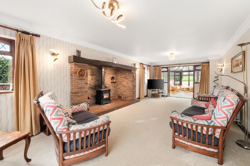 Additional image 12 of Exhall Road, Wixford