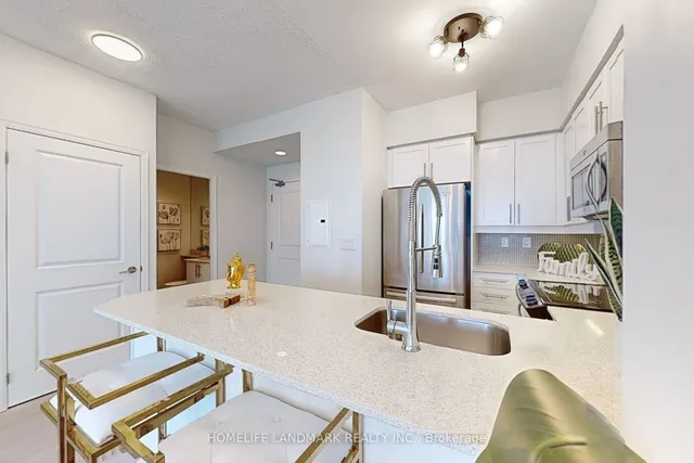 Additional image 30 of 125 Western Battery Rd Unit 2709