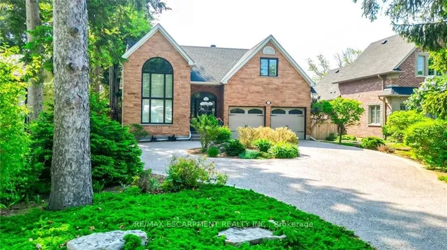 Additional image 2 of 3300 Lakeshore Rd