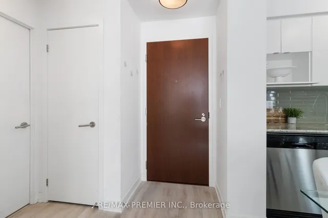 Additional image 10 of 120 Varna Dr Unit 303