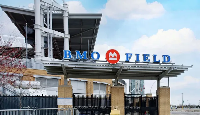 Additional image 30 of 954 King St Unit 526