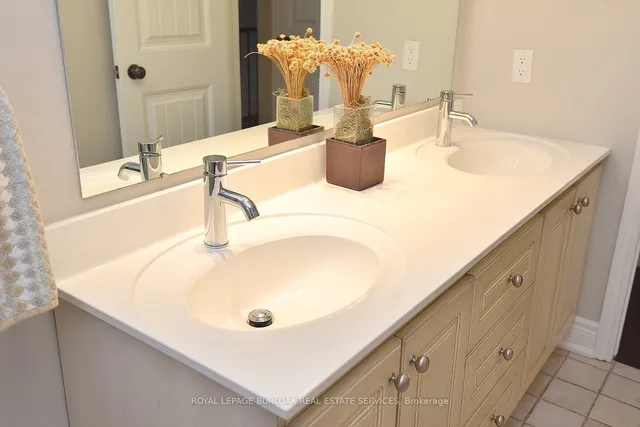 Additional image 34 of 541 Kastelic Pl