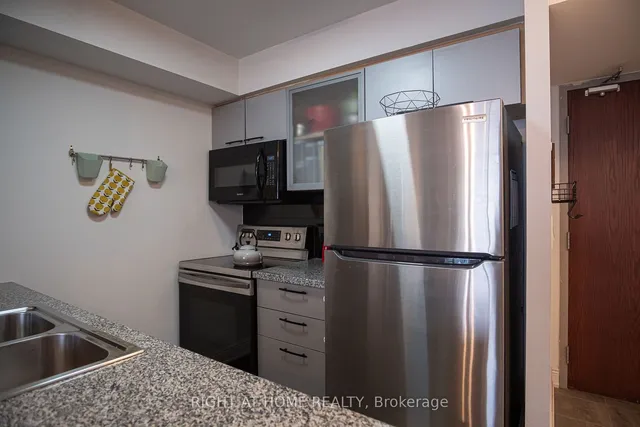 Additional image 9 of 16 Harrison Garden Blvd Unit 2402
