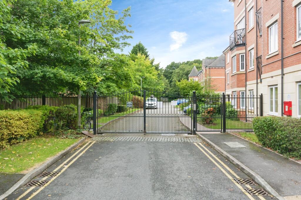 Additional image 10 of Collingtree Court, Solihull