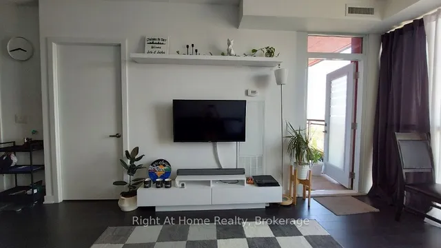 Additional image 4 of 5260 Dundas St Unit C319