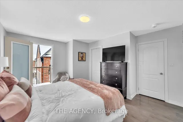 Additional image 32 of 19 Hobart Gdns