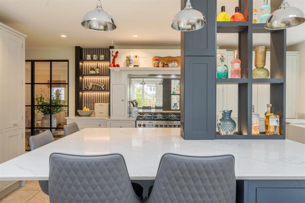 Additional image 33 of Chislehurst Road, Petts Wood East