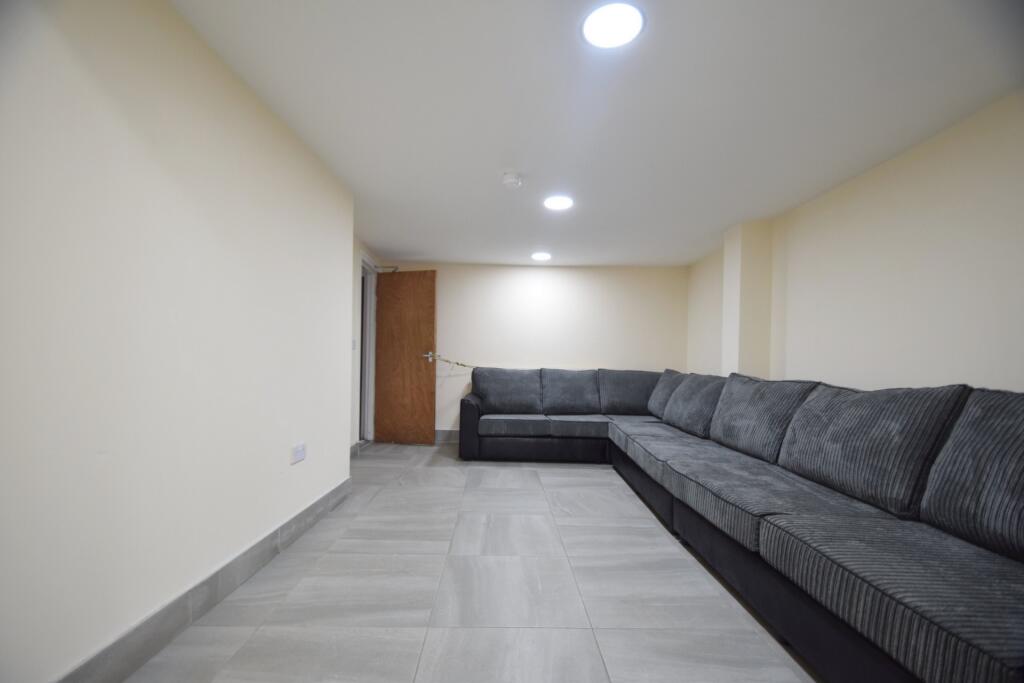 Additional image 2 of Woodville Road, Cathays, CF24