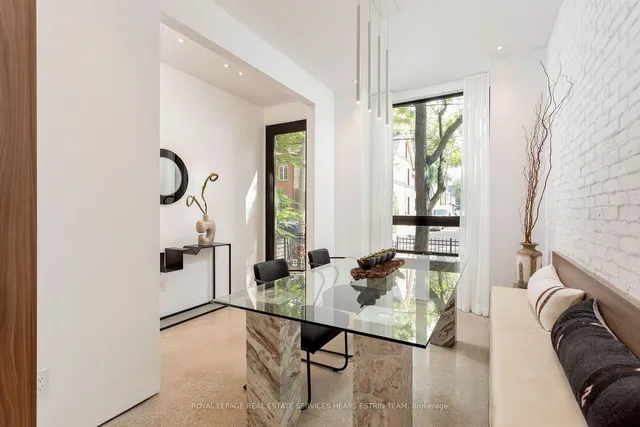 Additional image 3 of 100 Sumach St