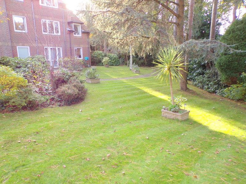 Additional image 15 of Queens Park West Drive, Bournemouth