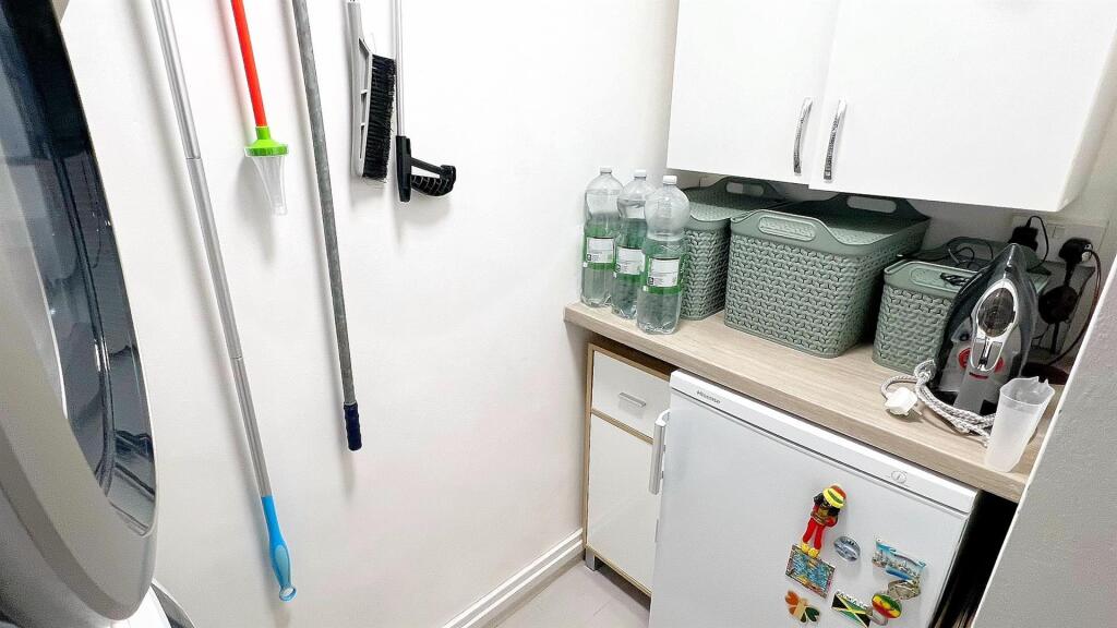 Additional image 19 of 1 Sycamore Court, 12 Bowlas Avenue, Four Oaks, Sutton Coldfield