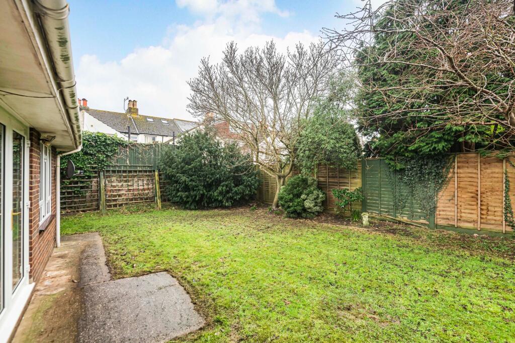 Additional image 12 of Thurlow Road, Worthing, BN11