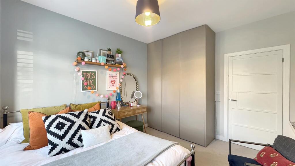 Additional image 12 of Sherwood Avenue, Whitecliff