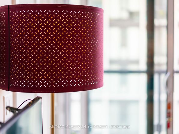 Additional image 3 of 158 Front St E #2114, Toronto, ON M5A 0K9