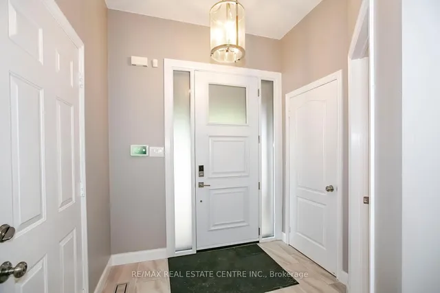 Additional image 4 of 4 Mccrimmon Dr