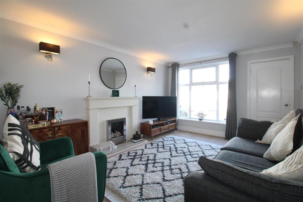 Additional image 3 of Blackford Close, Halesowen