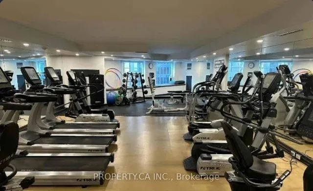 Additional image 23 of 33 University Ave Unit 1109