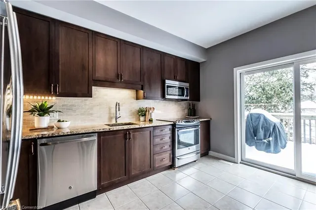 Additional image 12 of 4128 Galileo Common