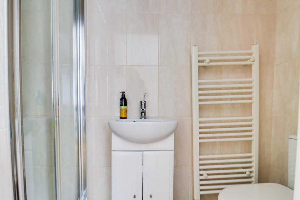 Additional image 18 of West Riding, Bricket Wood, AL2