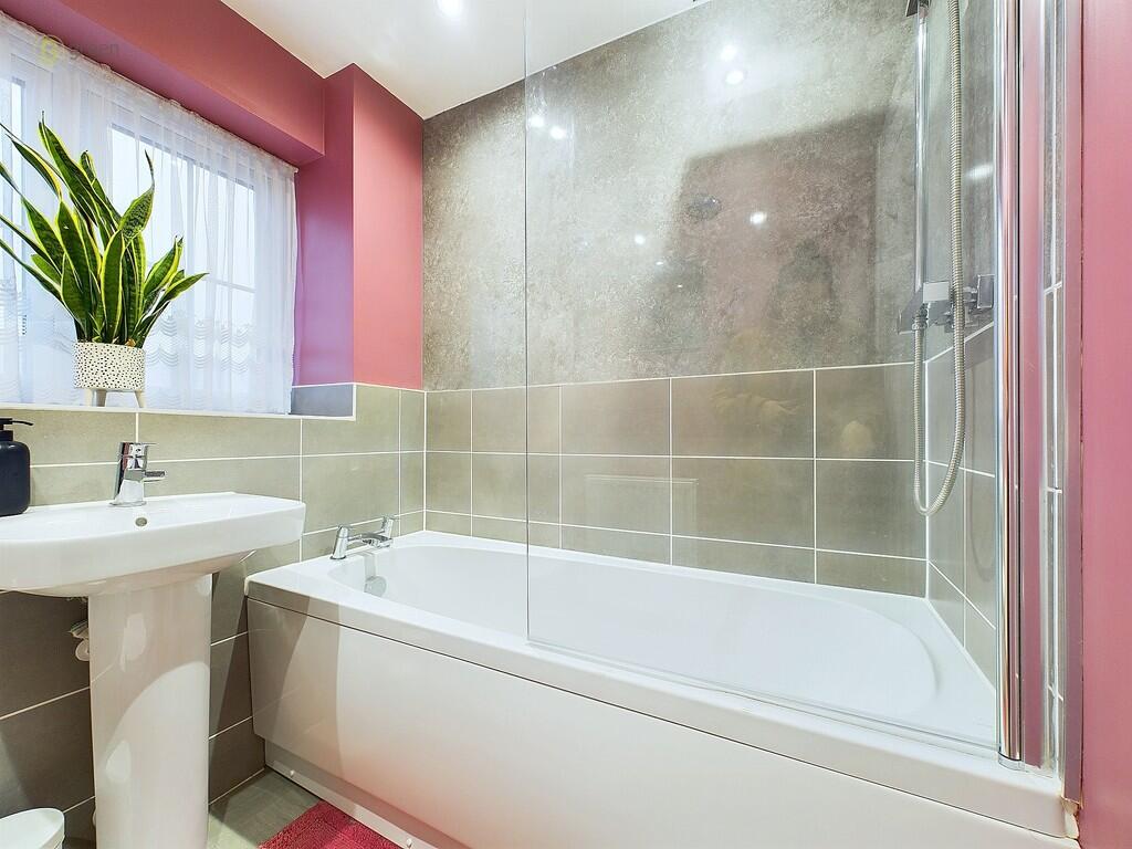 Additional image 16 of Meadow Way, Tamworth