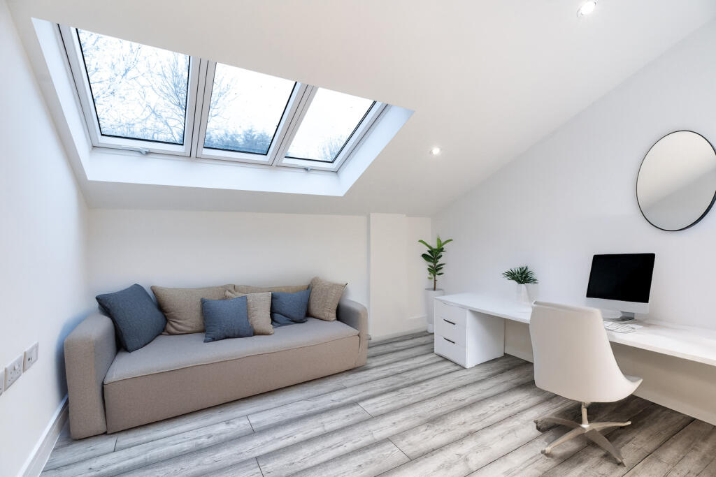 Additional image 14 of The Hill, Wheathampstead, St. Albans, Hertfordshire, AL4