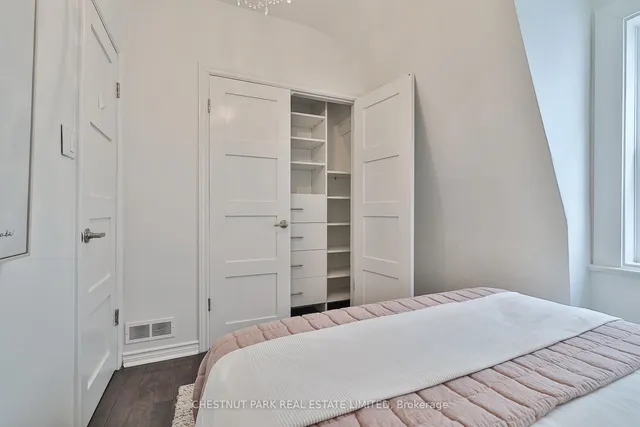 Additional image 24 of 150 Christie St