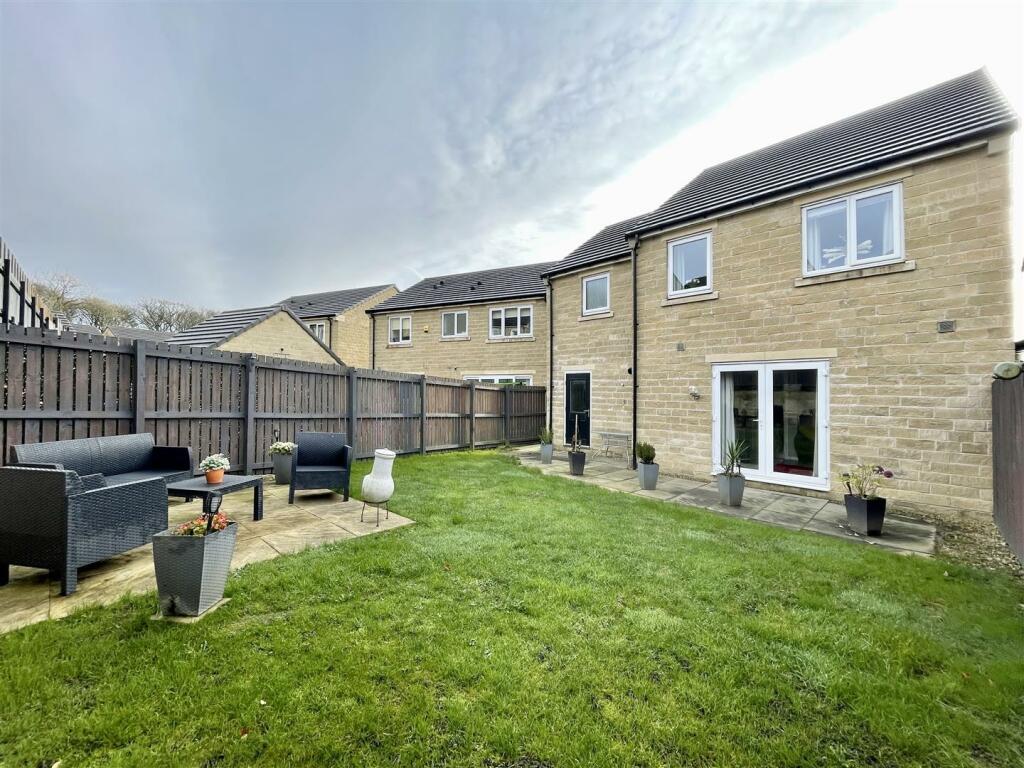 Additional image 19 of Harrowins Farm Drive, Queensbury, Bradford