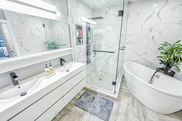 Additional image 24 of 2 Ebby Ave