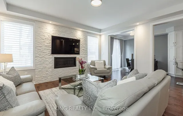 Additional image 10 of 145 Marvin Ave