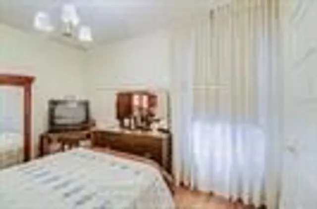 Additional image 15 of 27 Gillespie Ave