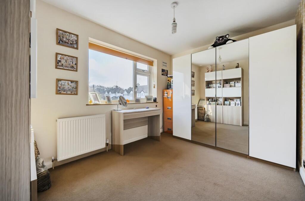 Additional image 12 of Peplins Way, Brookmans Park, Hatfield