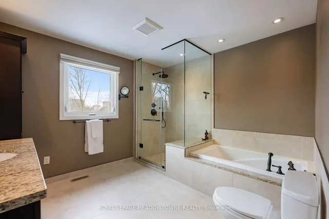 Additional image 26 of 28 Pine Tree Cres